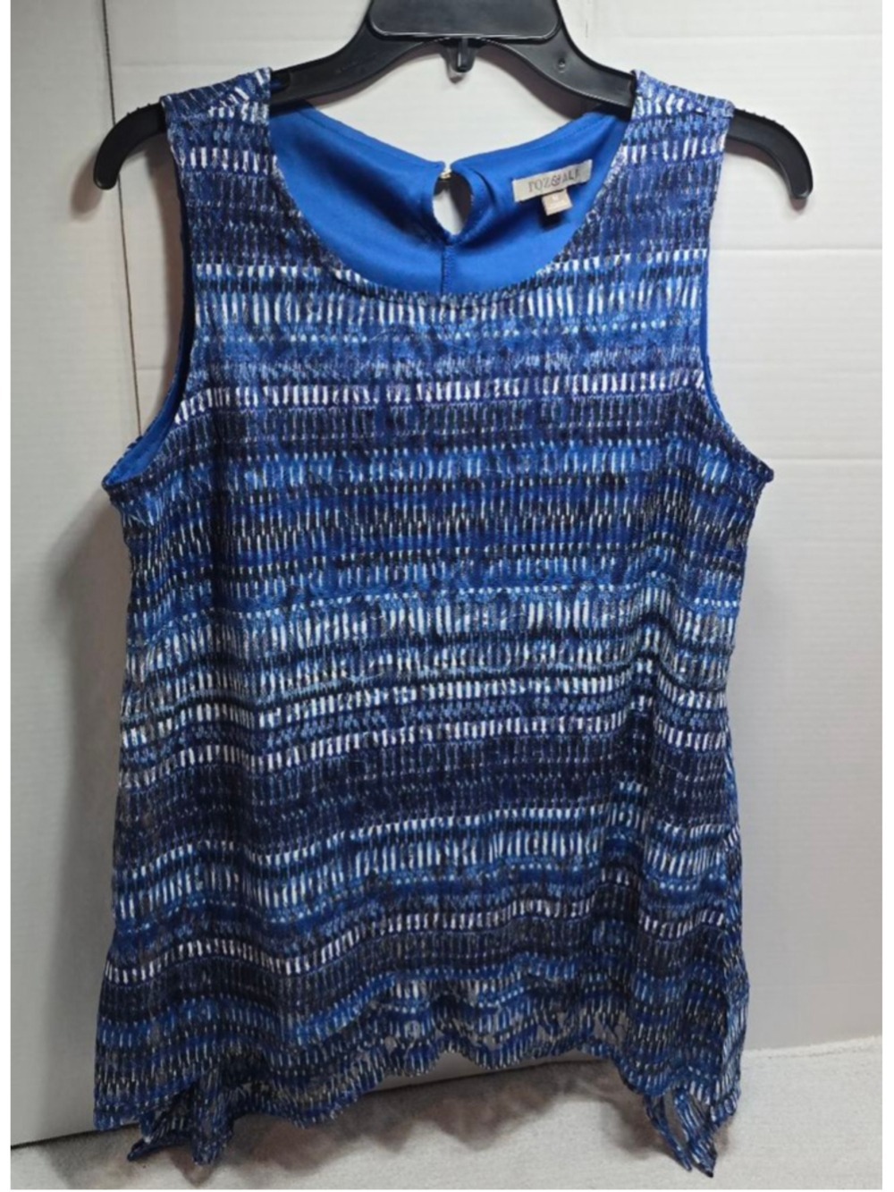 Women's ROZ & ALI Blue & White Striped Tank Top M